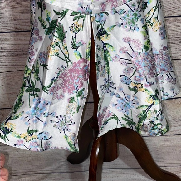 FOXIEDOX WOMEN'S ASYMMETRICAL FLORAL SKIRT SIZE SMALL - Picture 4 of 7